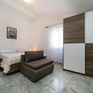 marie-i-nikola.primorje-gorskikotar.com/